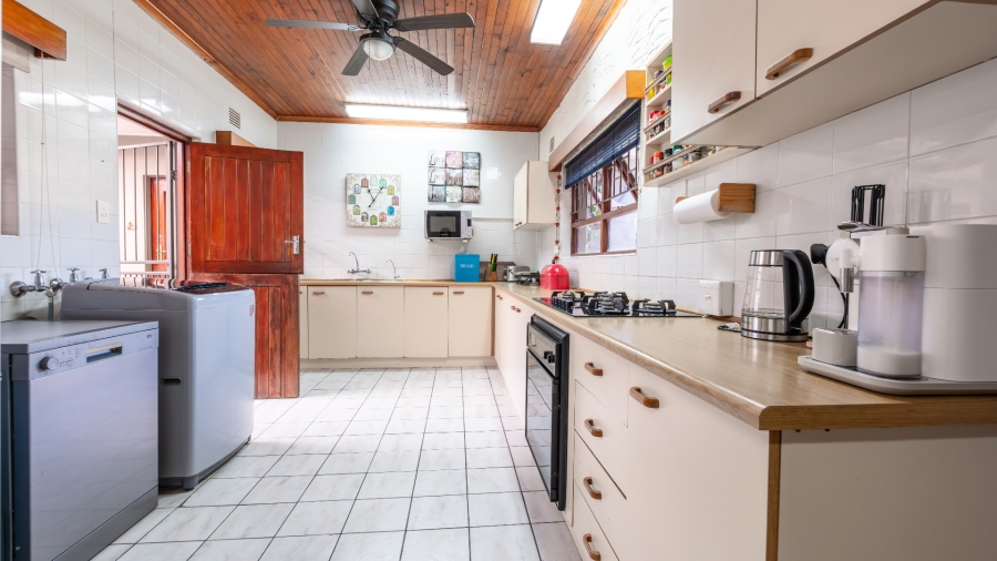 4 Bedroom Property for Sale in Bergsig Western Cape